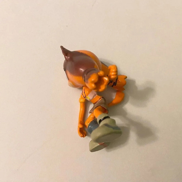 Sonic the Hedgehog Sticks the Badger PVC Mini Figure 1.75 Inch Tall Toy Damaged - Picture 2 of 8